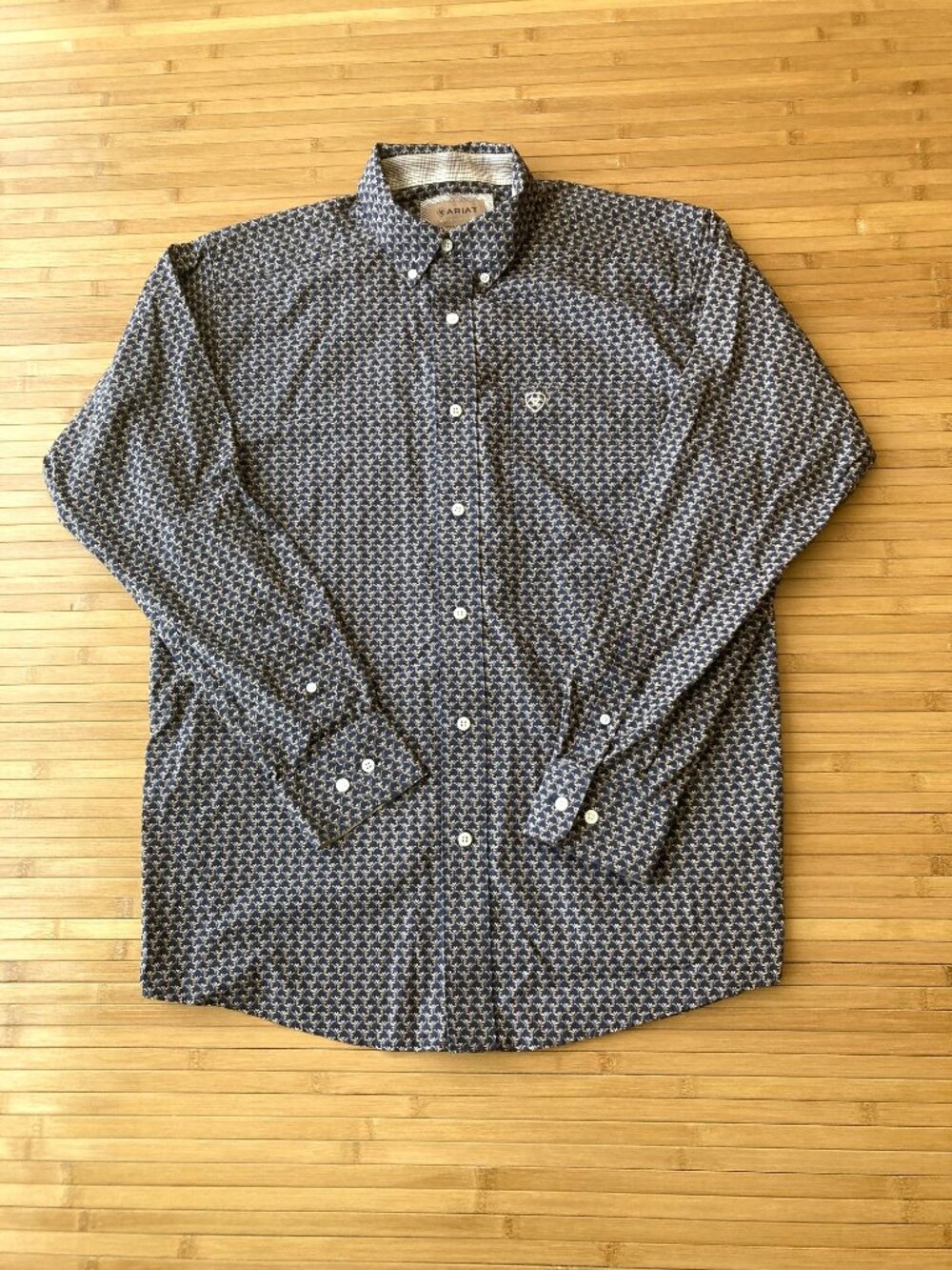 Ariat Wrinkle Free Fields Classic Fit Shirt Long Sleeves Mens Medium M Navy